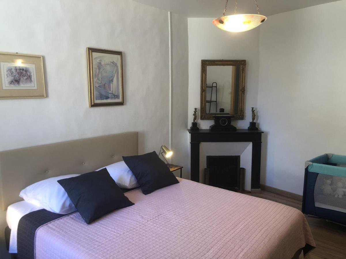 Les Maisons Du Conflent, Maisons Familiales En Pierre Au Coeur Des Remparts Вилфранш-дьо-Конфлон Екстериор снимка