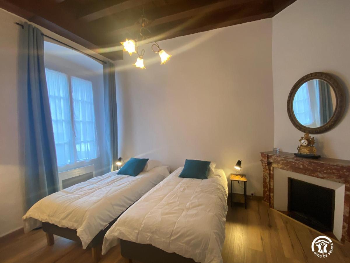 Les Maisons Du Conflent, Maisons Familiales En Pierre Au Coeur Des Remparts Вилфранш-дьо-Конфлон Екстериор снимка
